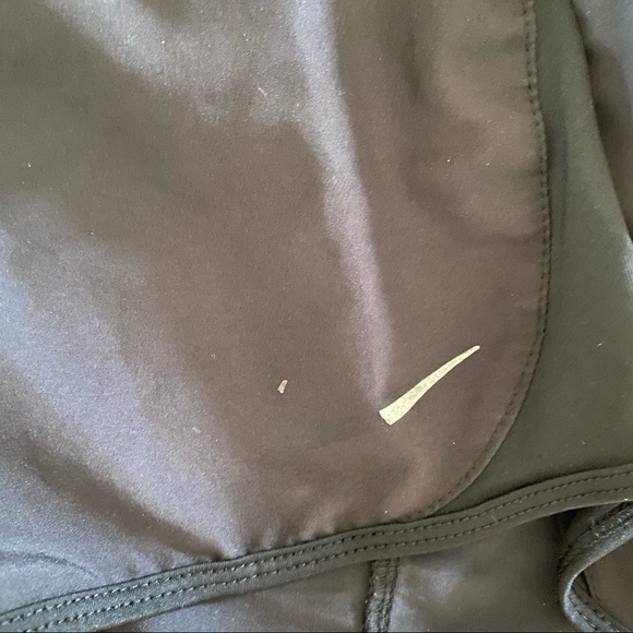 Black Nike Athletic Shorts XS - Picture 4 of 9